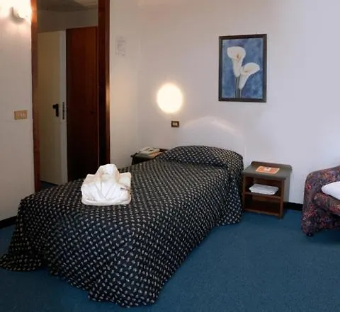 Hotel Principe Principina a Mare Italien